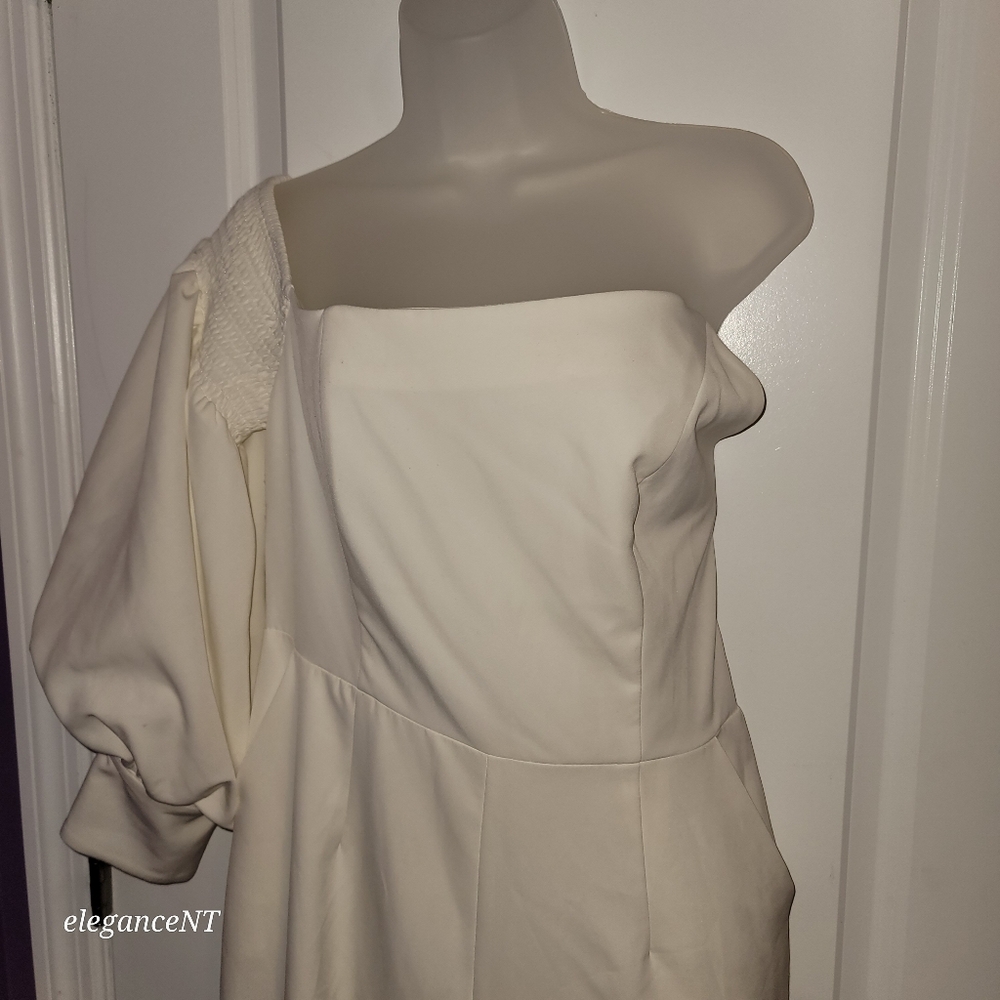 Lavish Alice White One Sleeve Jumpsuit Sz: 10 NWT - Picture 6 of 12